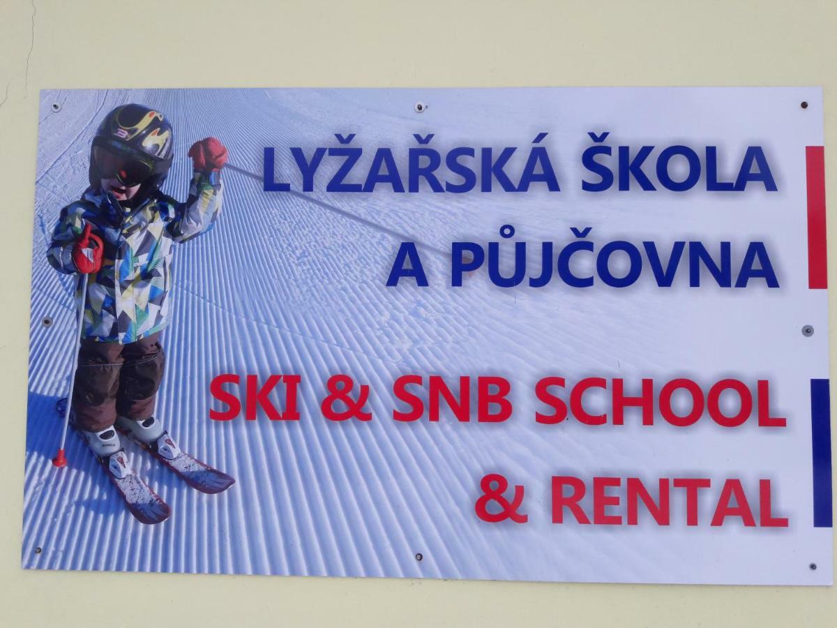 Penzion Jizerka Jablonec nad Nisou Eksteriør bilde